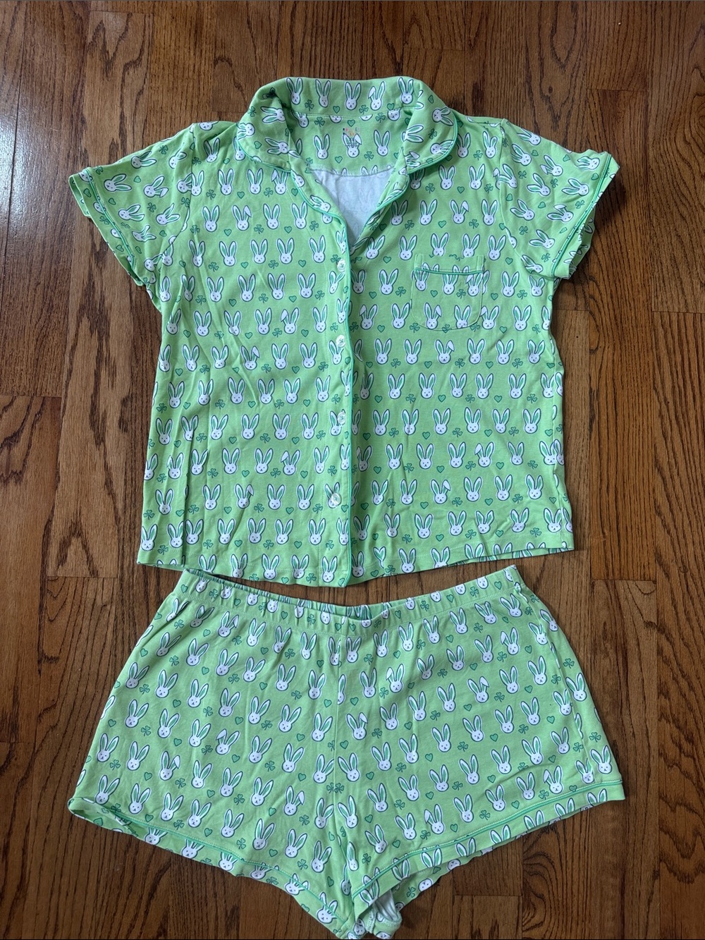 Roller Rabbit Green Bunny Print Pajama Set